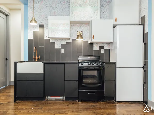 114 Jefferson Street image 1 of 13