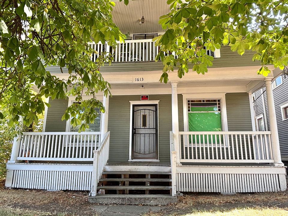 1st image of 1613 W Pacific Ave #1