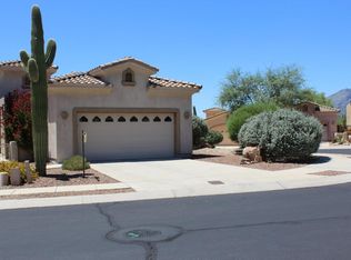 5121 N Pinnacle Point Dr, Tucson, AZ 85749