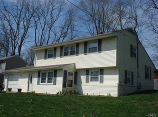 90 Gem St, Stratford, CT 06614