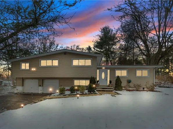 16 Winthrop Drive, Cortlandt Manor, NY 10567