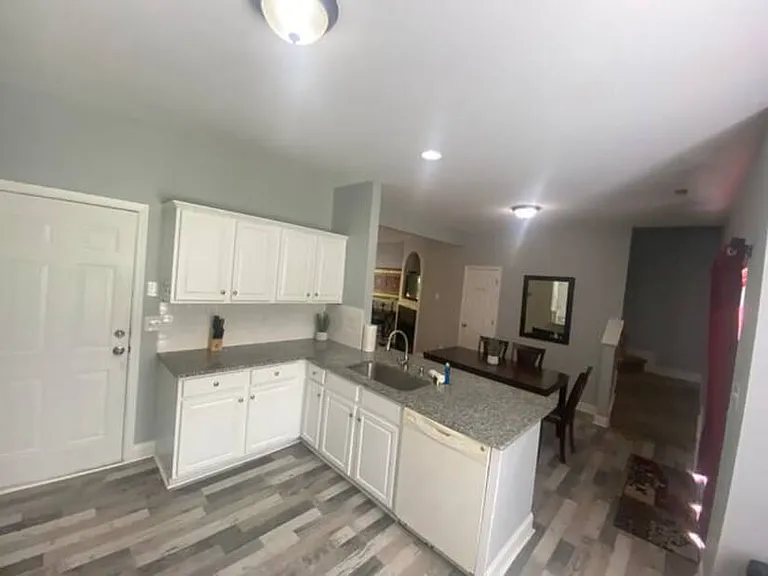 12414 Twelvetrees Ln — Photo 15