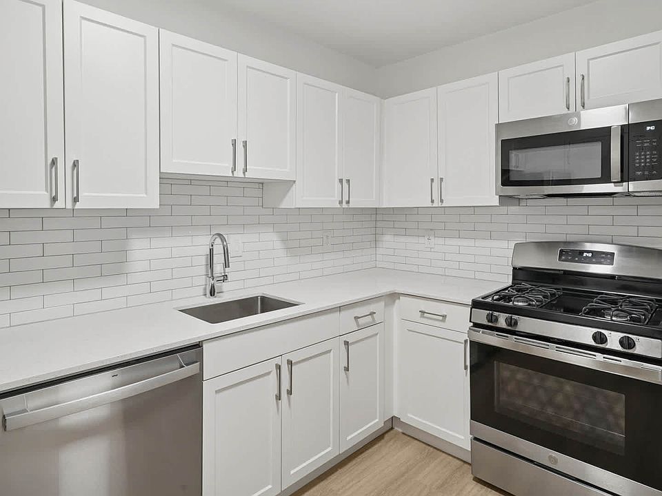 Kitchen with Stainless Steel Appliances
