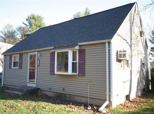 114 Brainard Rd, Enfield, CT 06082