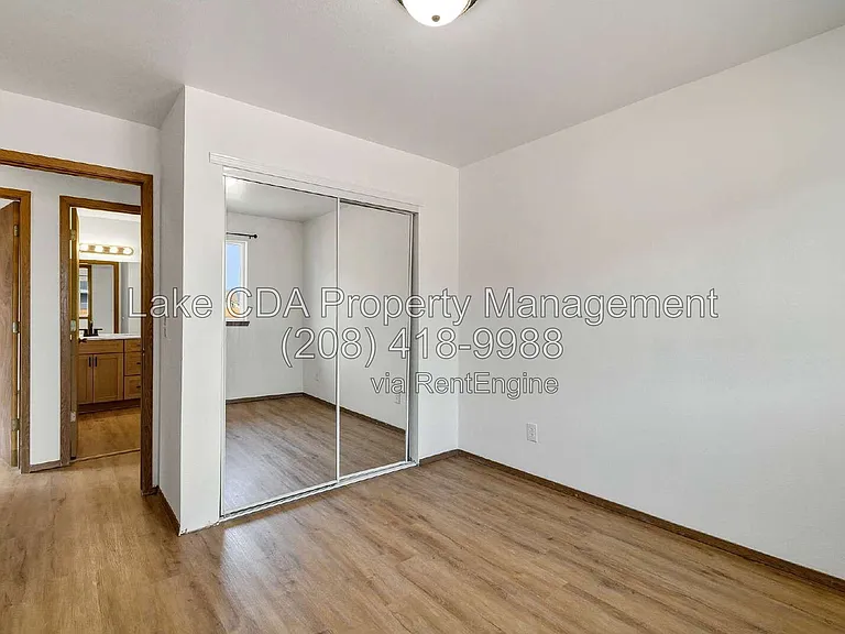 202 N Lava Ln #B — Photo 13