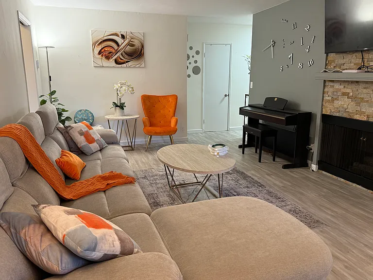 1730 Camden Ave #101 — Photo 4
