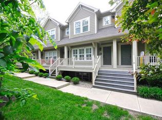 6141 Halton Pl, Indianapolis, IN 46220