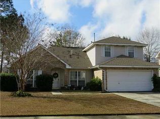 2286 Club Moss Cir, Biloxi, MS 39532