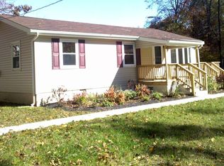 130 Cambridge Rd, Coatesville, PA 19320