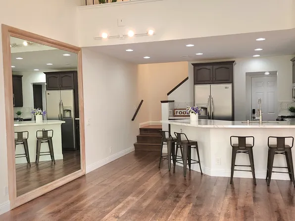 71 Corsica Dr, Newport Beach, CA 92660