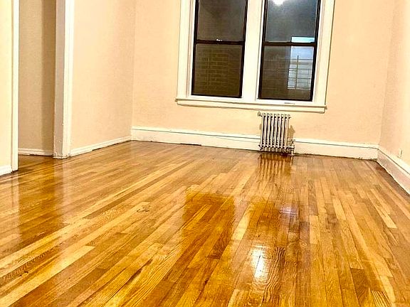 2nd image of 1475 Taylor Ave #34