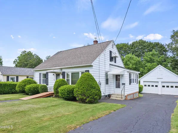 505 Barbour St, North Adams, MA 01247