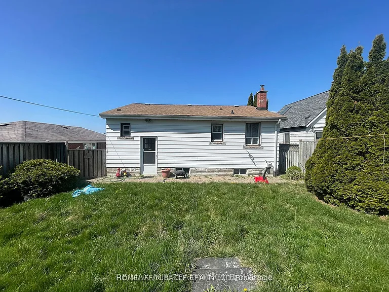 91 Pitt Ave — Photo 18