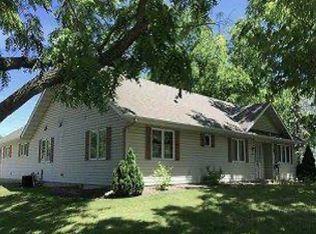 504 3rd St, Kenyon, MN 55946