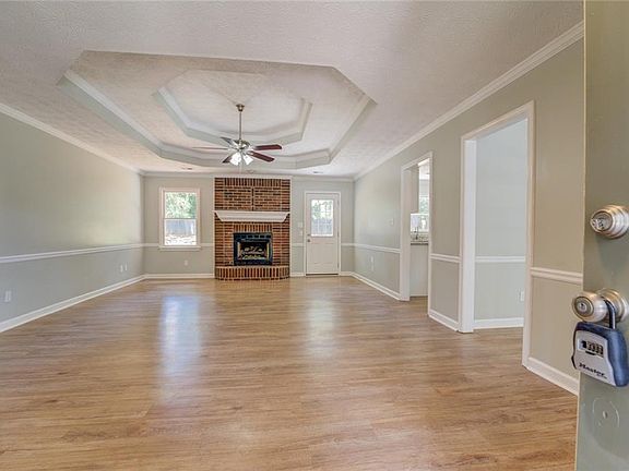 5th image of 3604 Cherry Creek Dr SE