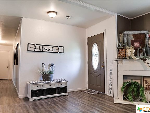 2nd image of 203 Sandra Dr