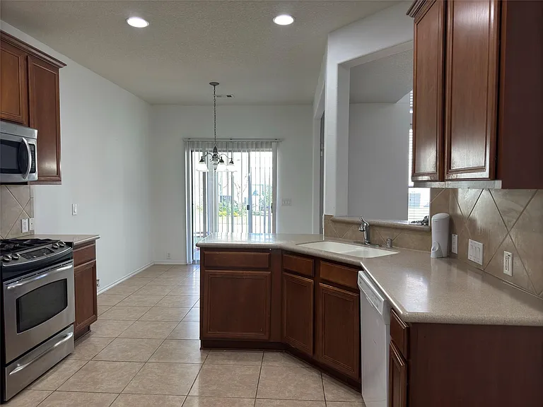 13600 Breton Ridge St #36C — Photo 16