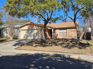 7623 Cascade Oak Dr, San Antonio, TX 78249