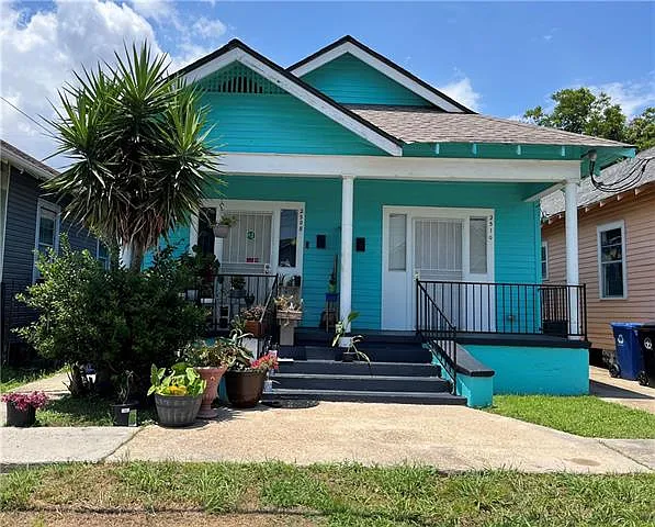 2 bed, 1.0 bath, 624 sqft, $1,400 — Photo 1