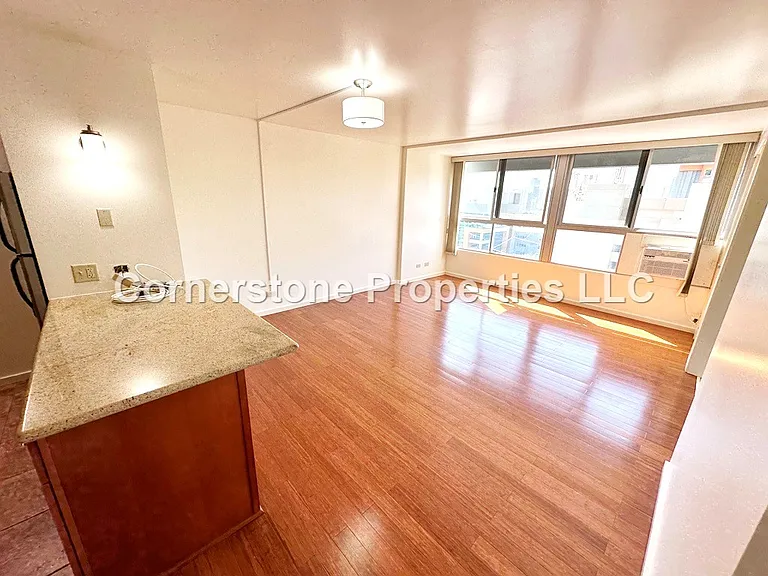 1621 Dole St #903 — Photo 2