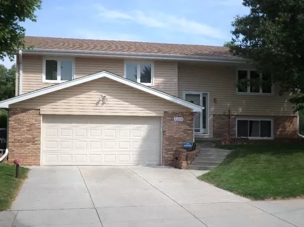 11220 Curtis Ave, Omaha, NE 68164