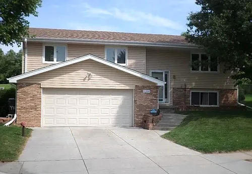 11220 Curtis Ave Photo 1