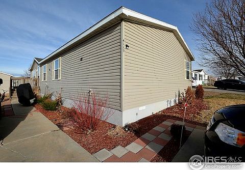 2nd image of 3400 Sagebrush Blvd