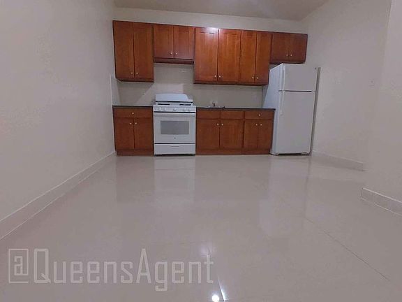 3rd image of 43-30 46th St #4E