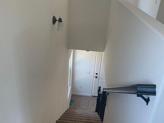 5th image of 25977 Juanita St