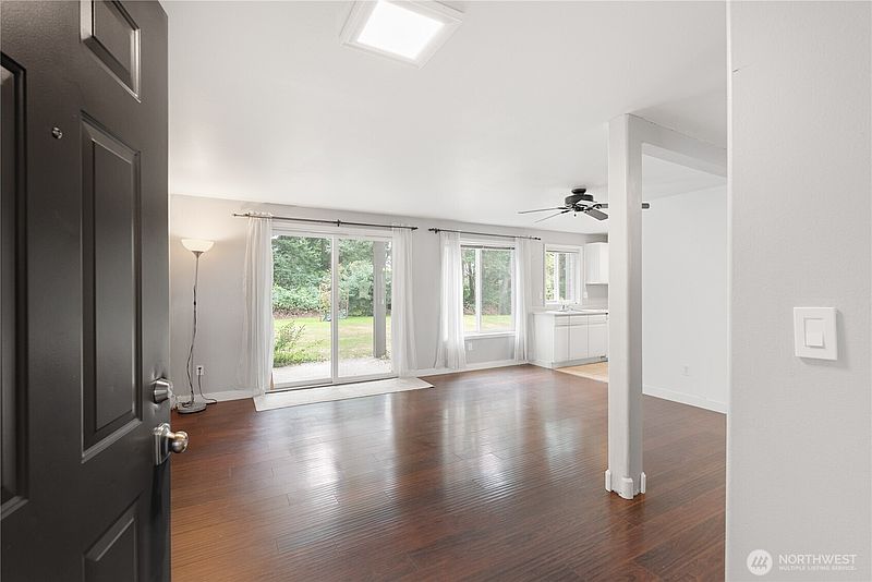 2nd image of 4228 Wintergreen Lane #124