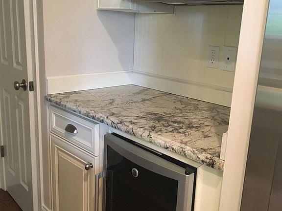 4th image of 2420 Orchard View Ct