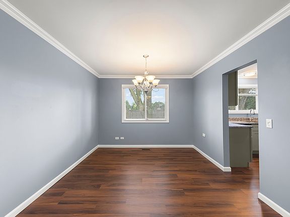 5th image of 311 Thistle Dr