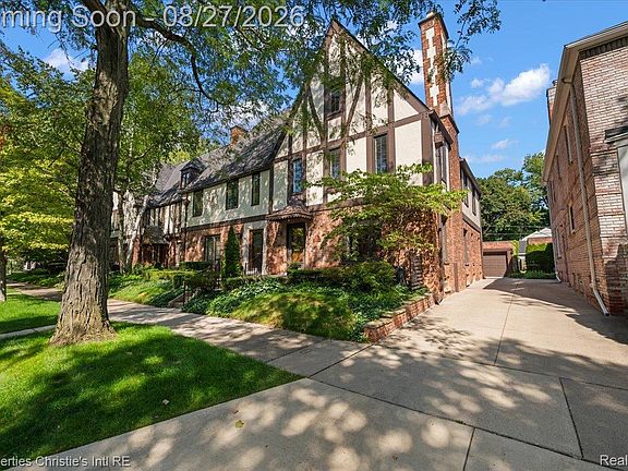 2nd image of 37 Cranford Ln