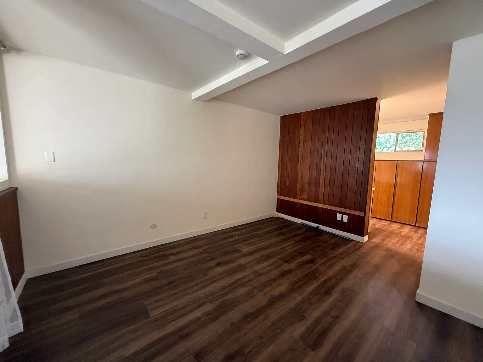 3 bed, 1373 sqft, $6,200 — Photo 4