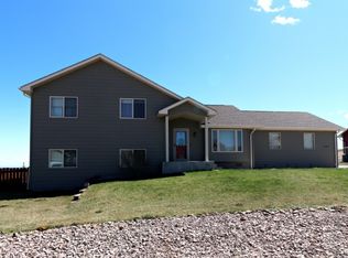 2725 Wildhorse Dr, Rapid City, SD 57703