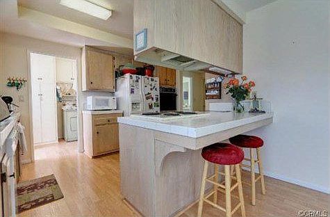 5th image of 407 N Prospect Ave