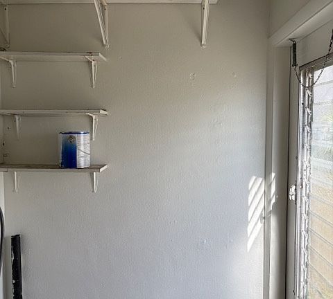 5th image of 6441 Holiday Dr