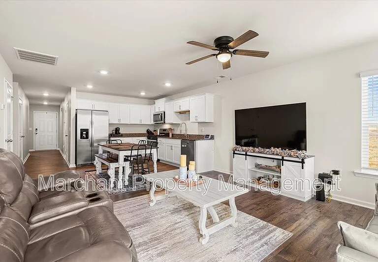 107 Mable Leaf Ln — Photo 16