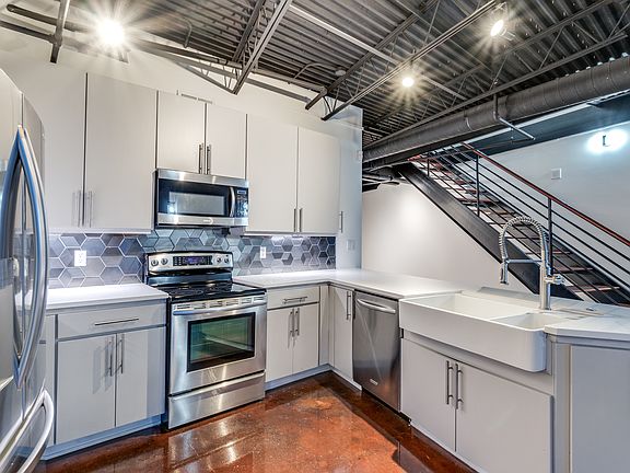 3rd image of 3110 Thomas Ave APT 717