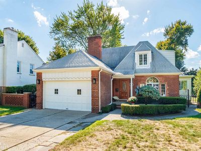 153 Ridgemont Rd, Grosse Pointe Farms, MI, 48236