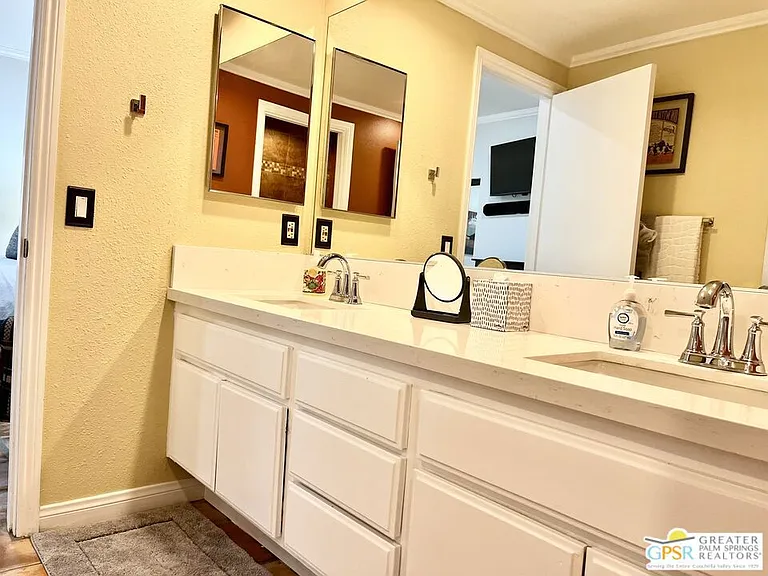 2441 S Birdie Way #E — Photo 14