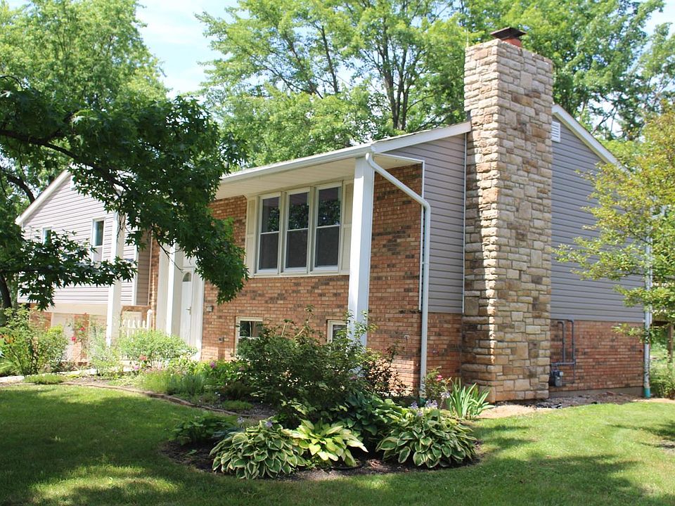 1st image of 7664 Brookdale Dr