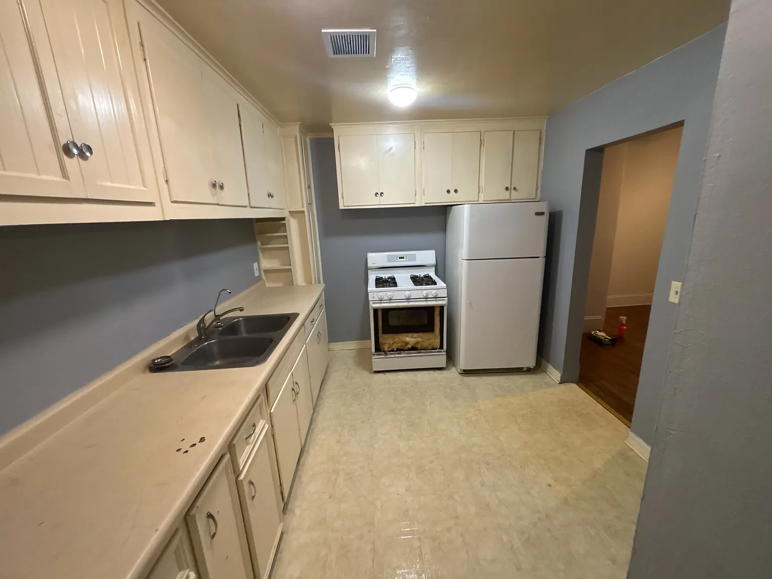 2 bed, 800 sqft, $1,250 — Photo 3