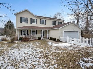 37 Round Lake Ave, Monroe, NY 10950