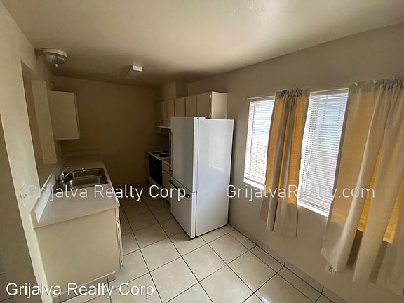 5th image of 2431 N Fontana Ave #11495237