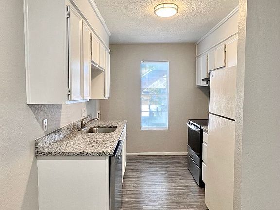 4th image of 3110 Salisbury Ave #C
