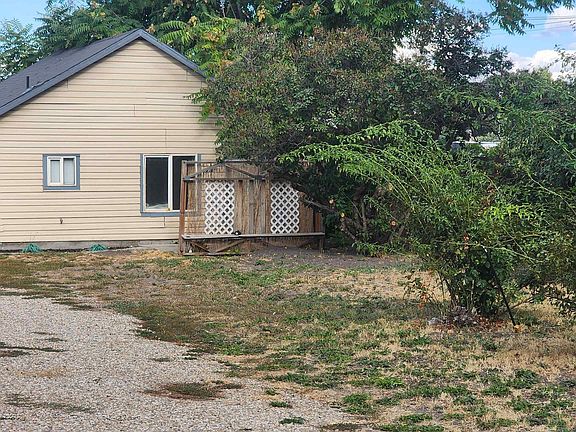 2nd image of 611 E Galveston St