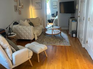11 Clark St APT 4, Boston, MA 02109