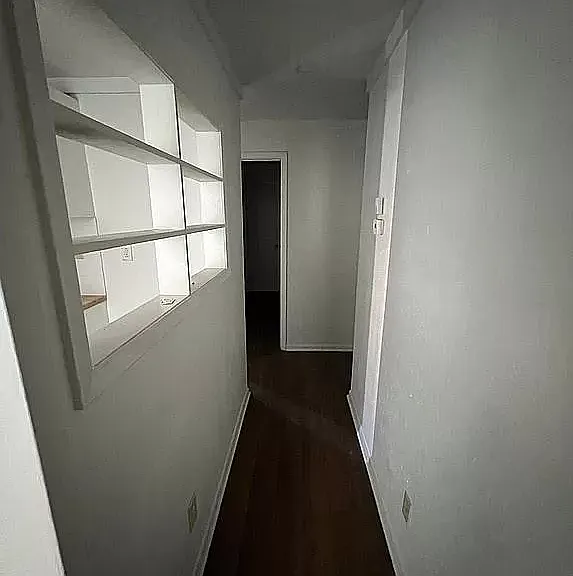 101 W 12th St #103 — Photo 4