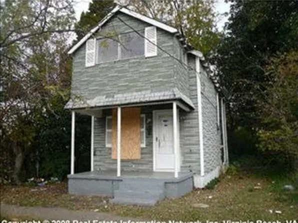 654 Ivy Ave, Newport News, VA 23607